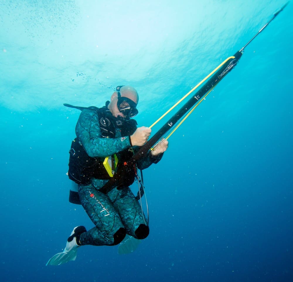 FL_Keys_Spearfishing_CJE-15913-e1455203988540